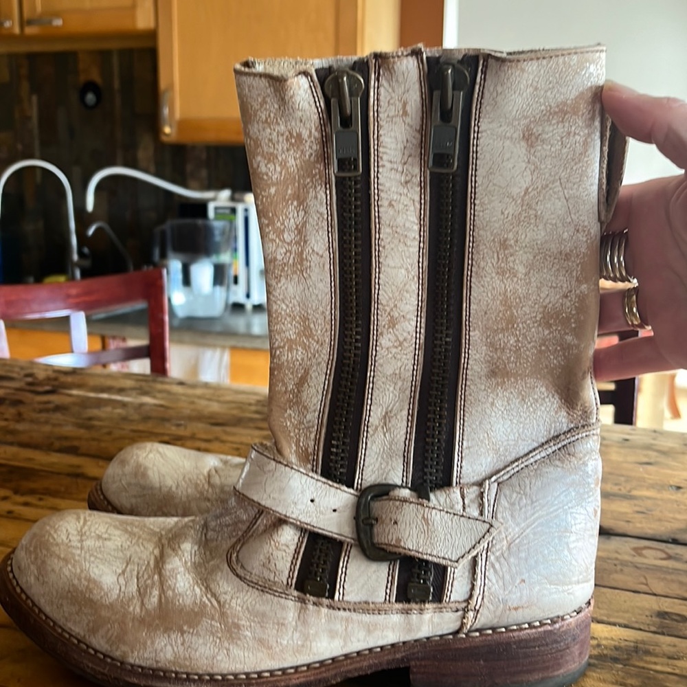 BEDISTU Hustle double zip boots size 8